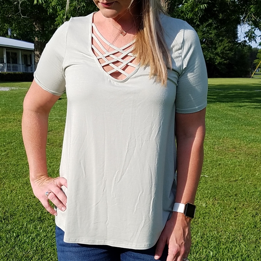 Sage criss cross top
